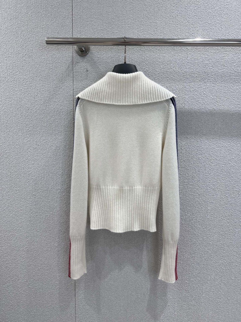 chr1st1an D10r sweaters